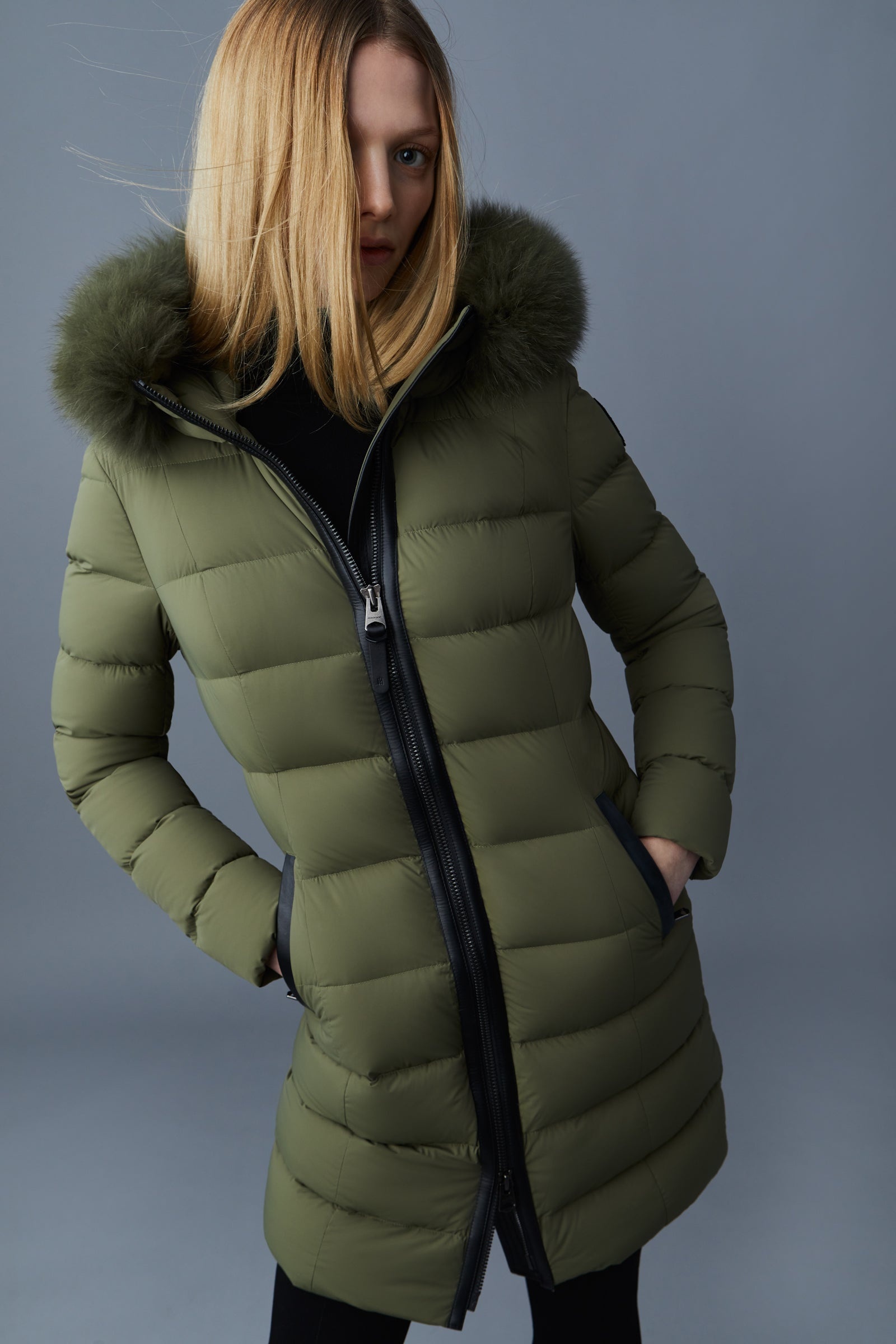 CALLA Agile-360 stretch light down coat with blue fox fur collar - 6