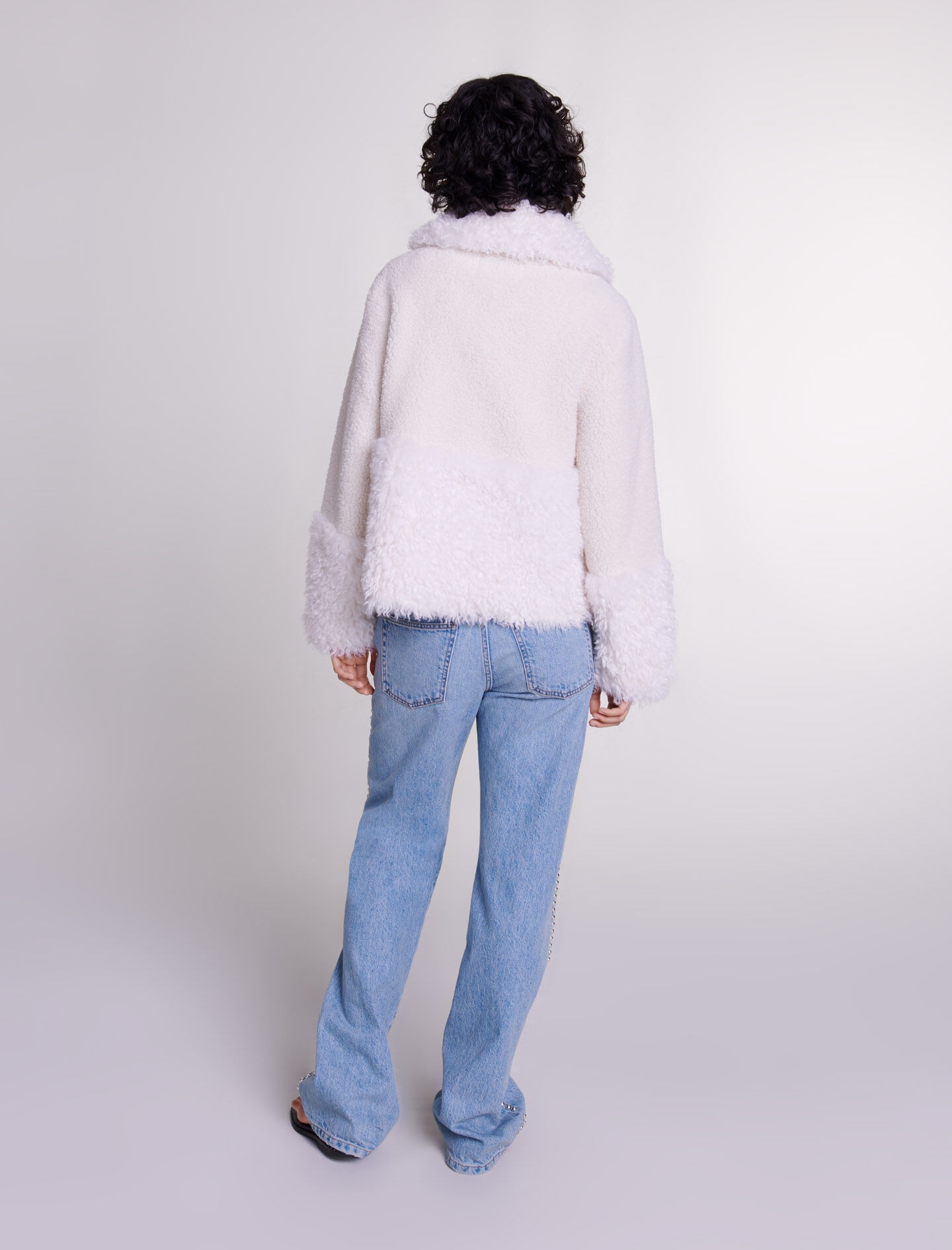 Short fake fur coat - 5