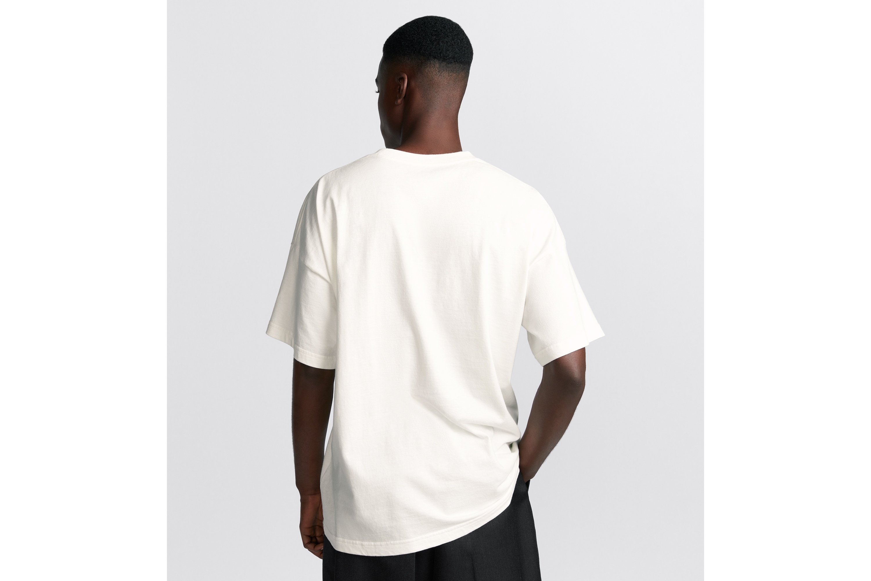 T-Shirt - 4