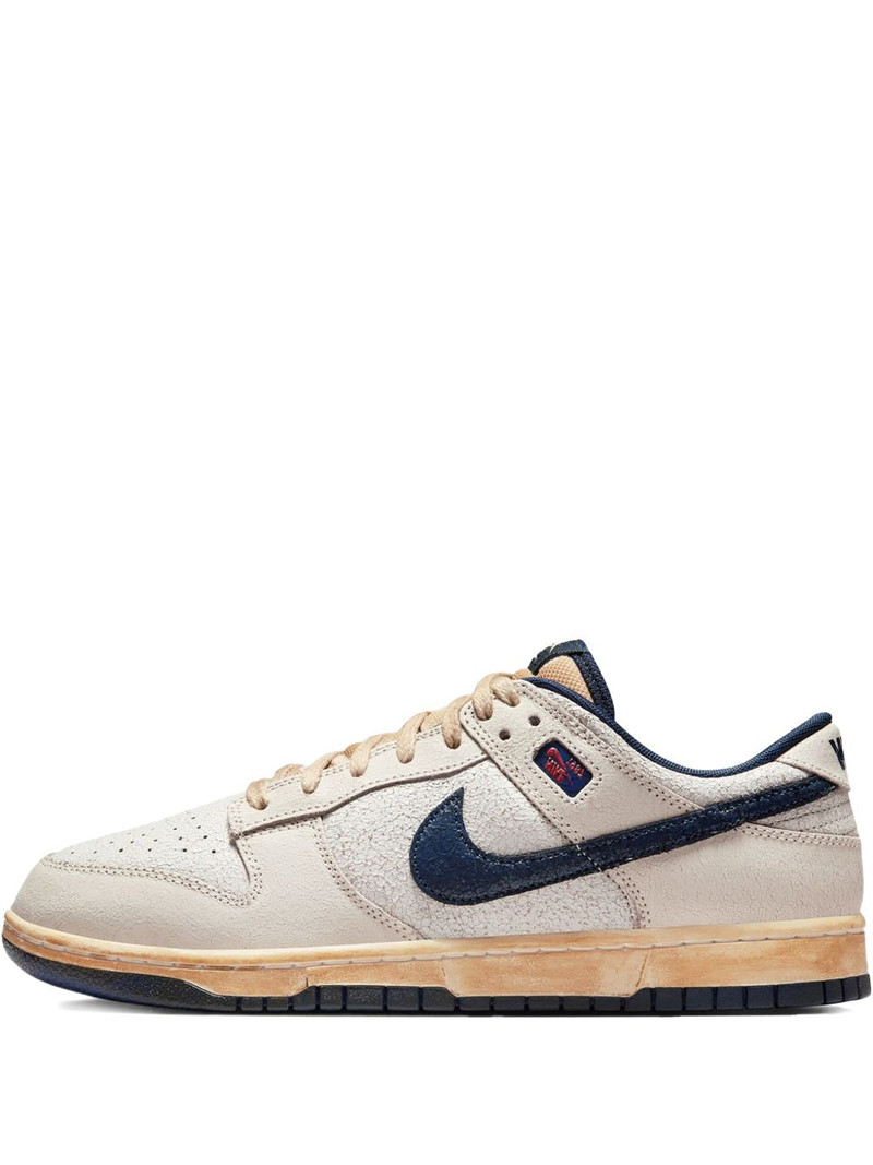 Dunk Low sneakers 1