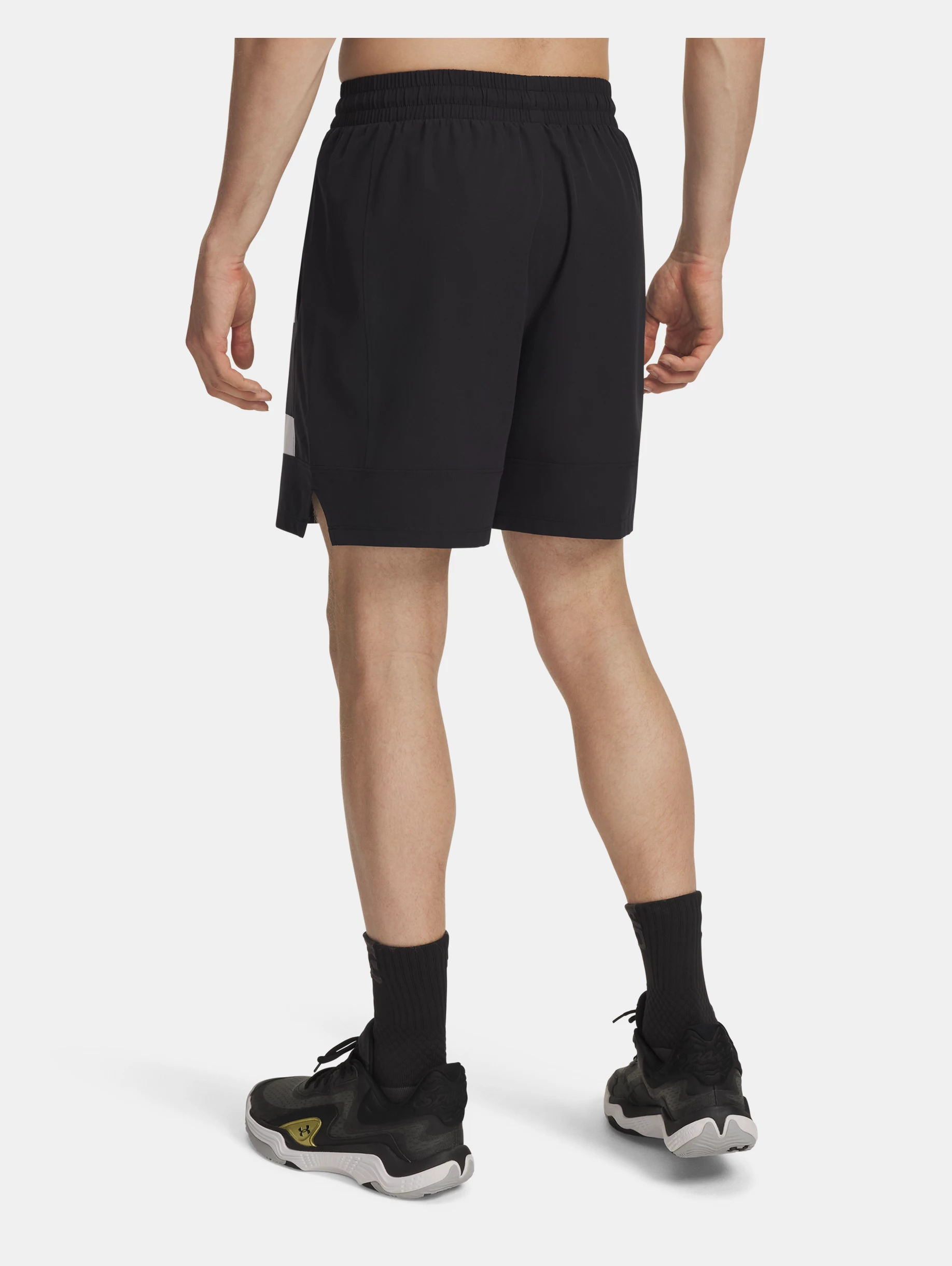 UA Zone Woven Graphic - 2