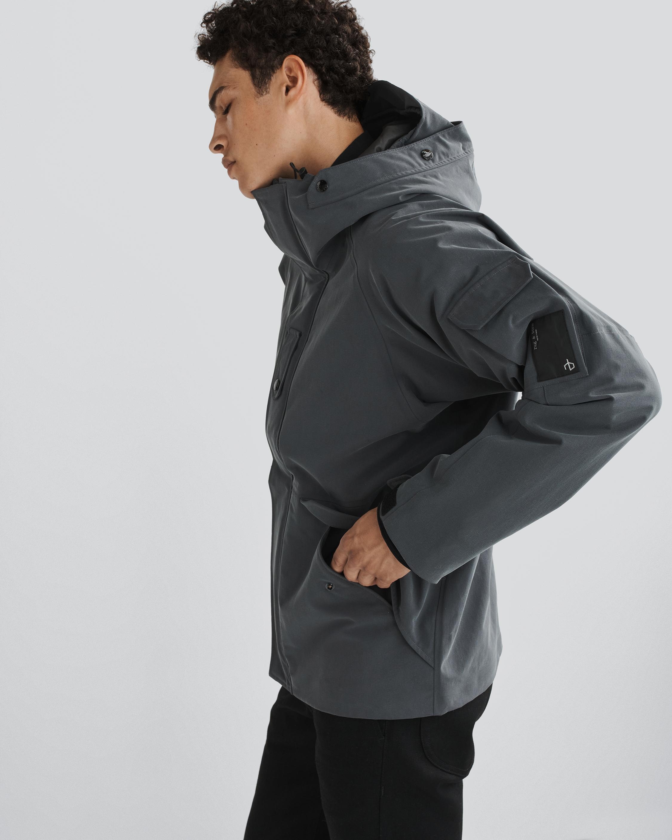 Surplus Nylon Waterproof Parka
Relaxed Fit - 2