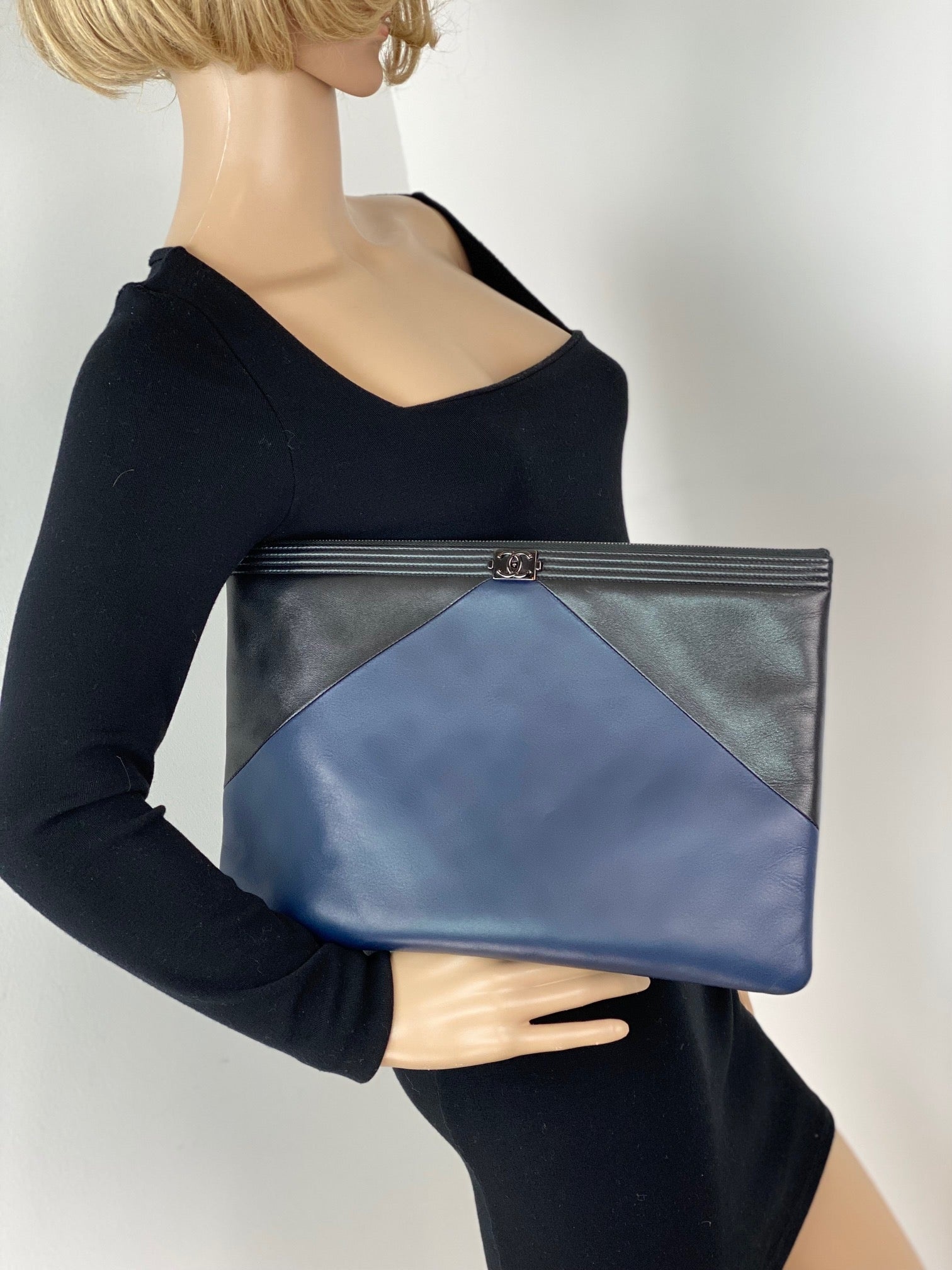 Chanel Quilted Lambskin Leather Black Blue Large Boy Zip Pouch Added Chain - 3