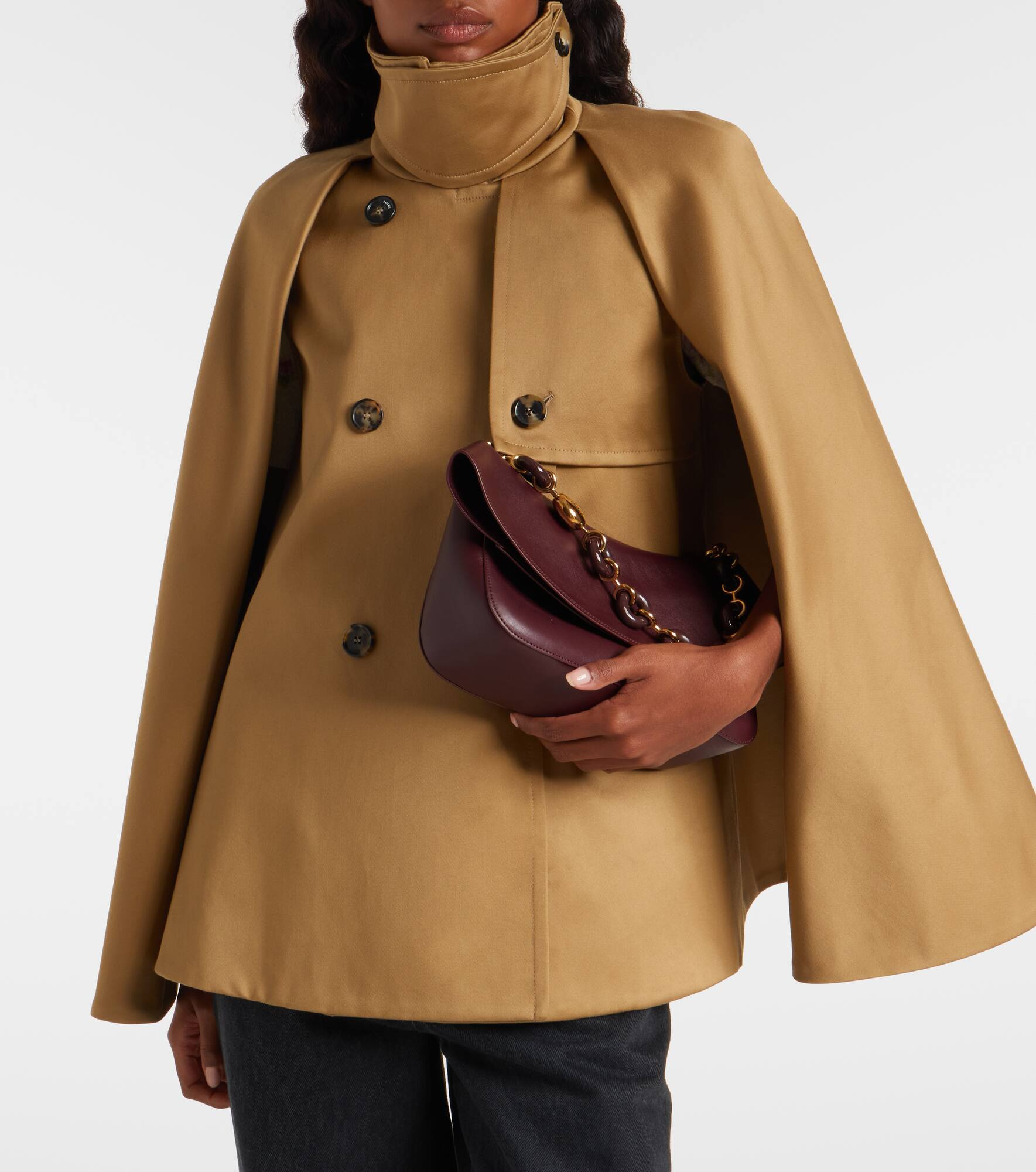 Caped double-breasted cotton gabardine jacket - 6