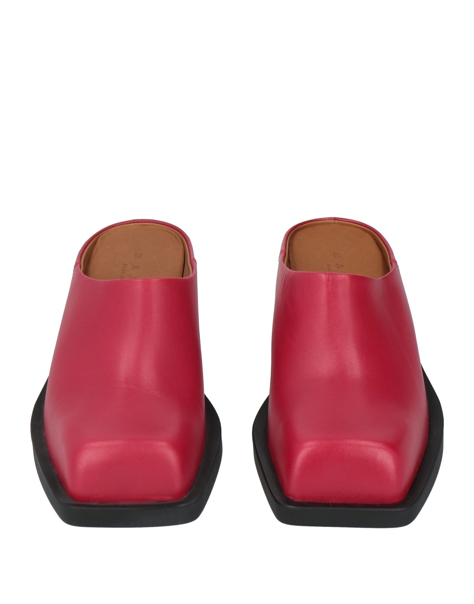 Red Women's Mules And Clogs - 4