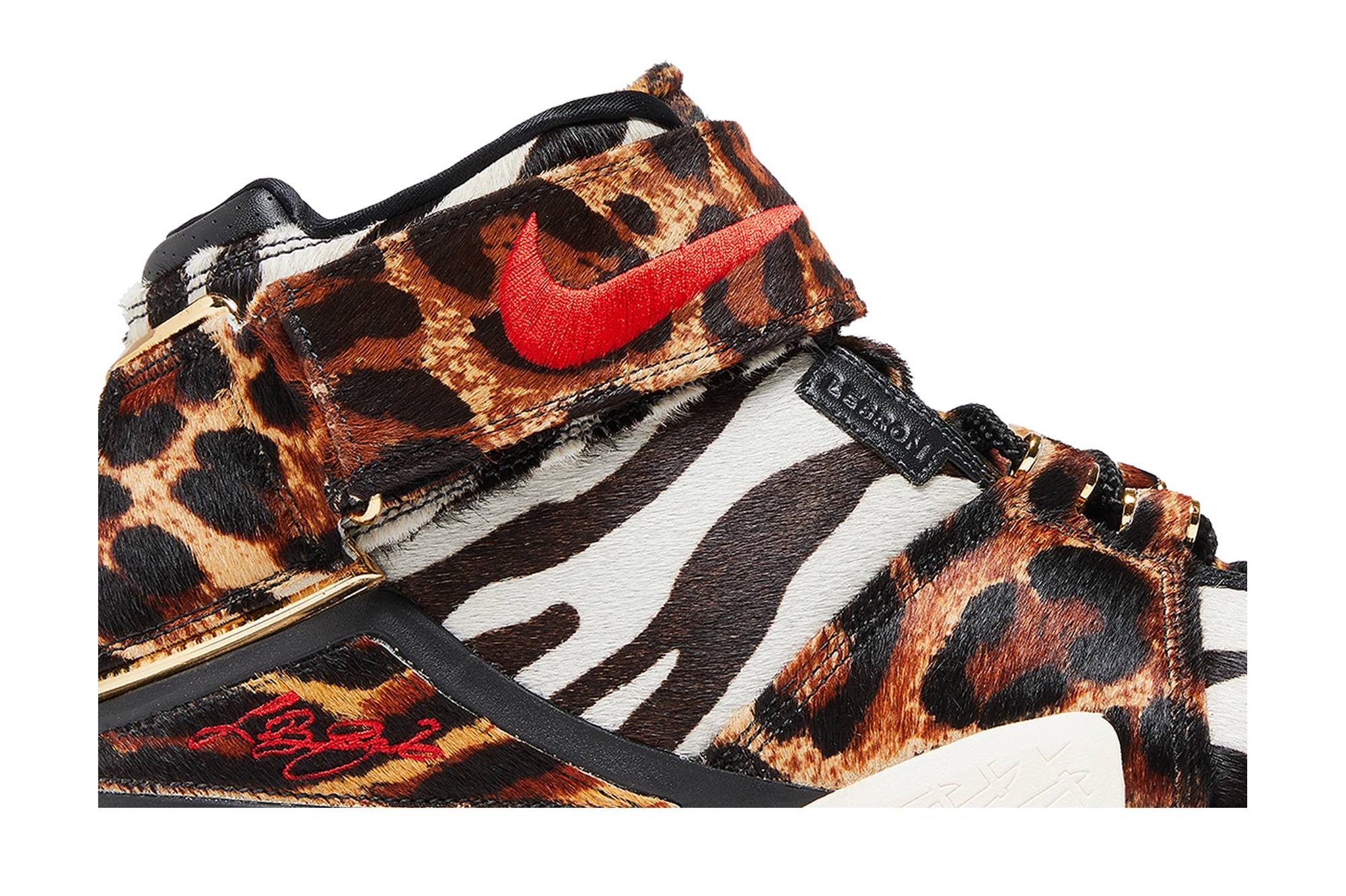 Zoom LeBron 2 'Beast' - 2