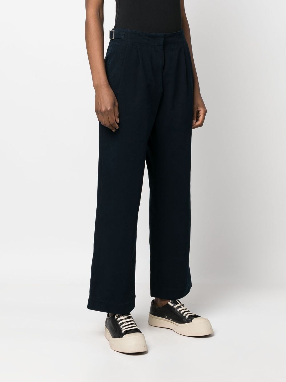 pleat-detail wide-leg cotton trousers - 3