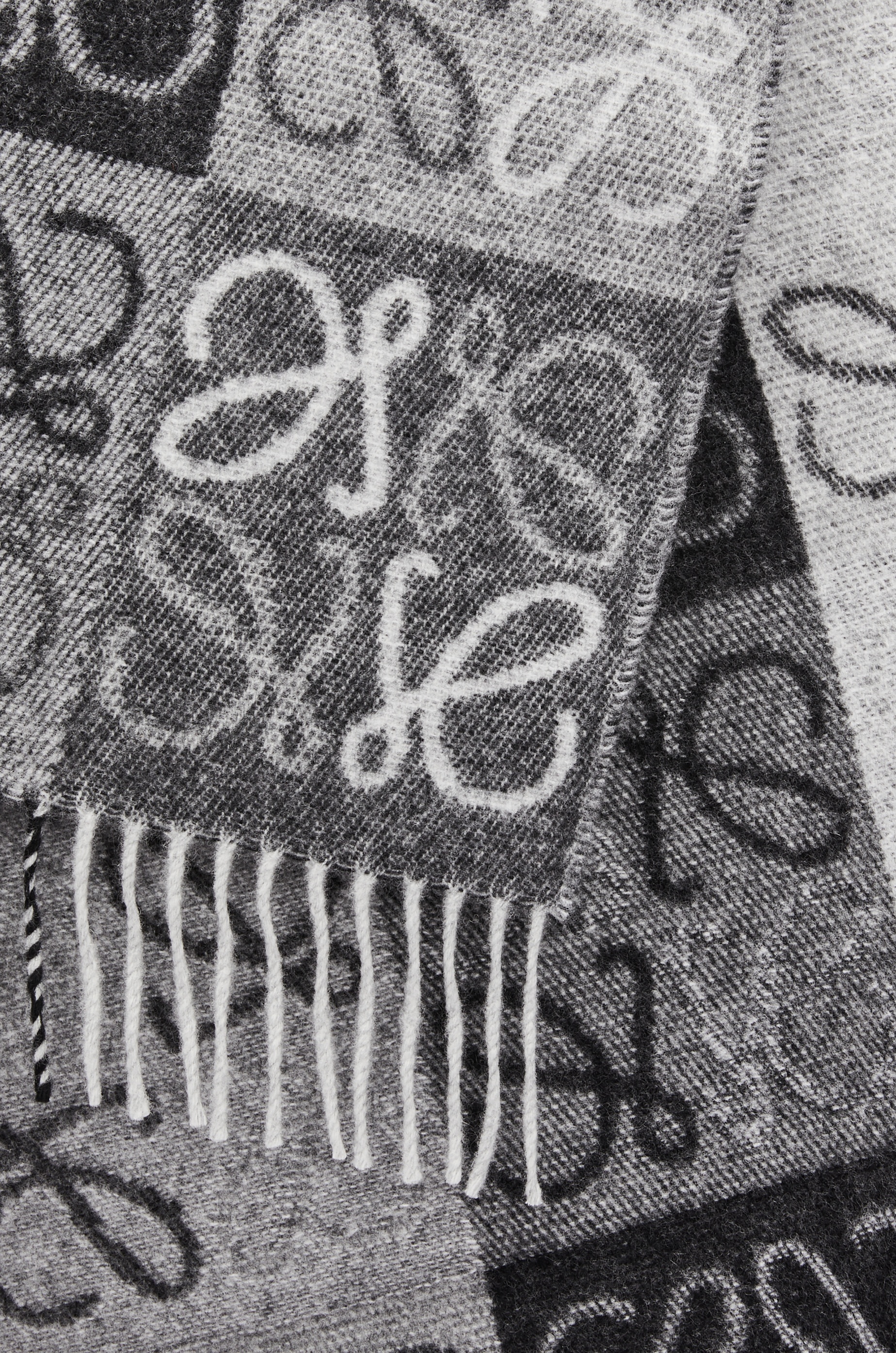 Scarf in wool and cashmere - 3