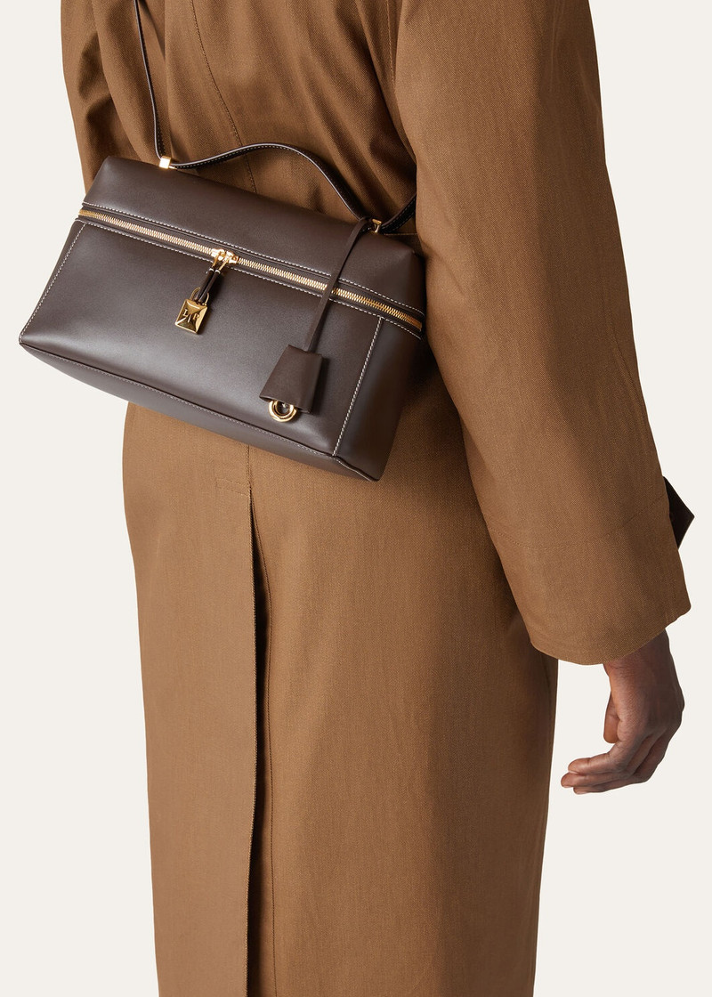 Loro Piana Extra Bag L27 outlook