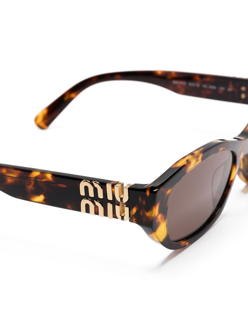 tortoiseshell-effect sunglasses 3