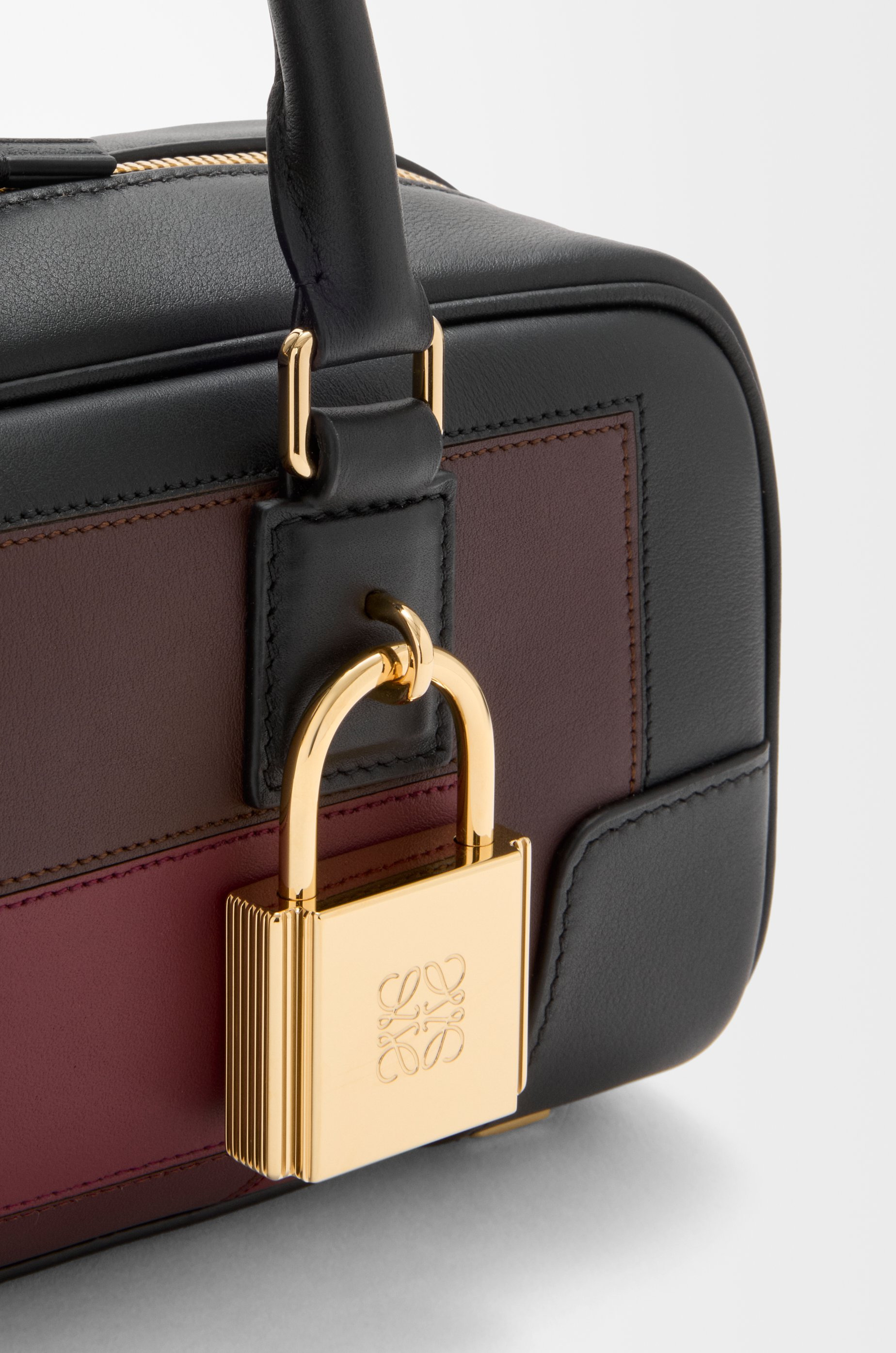 Amazona 23 cropped bag in nappa calfskin - 11