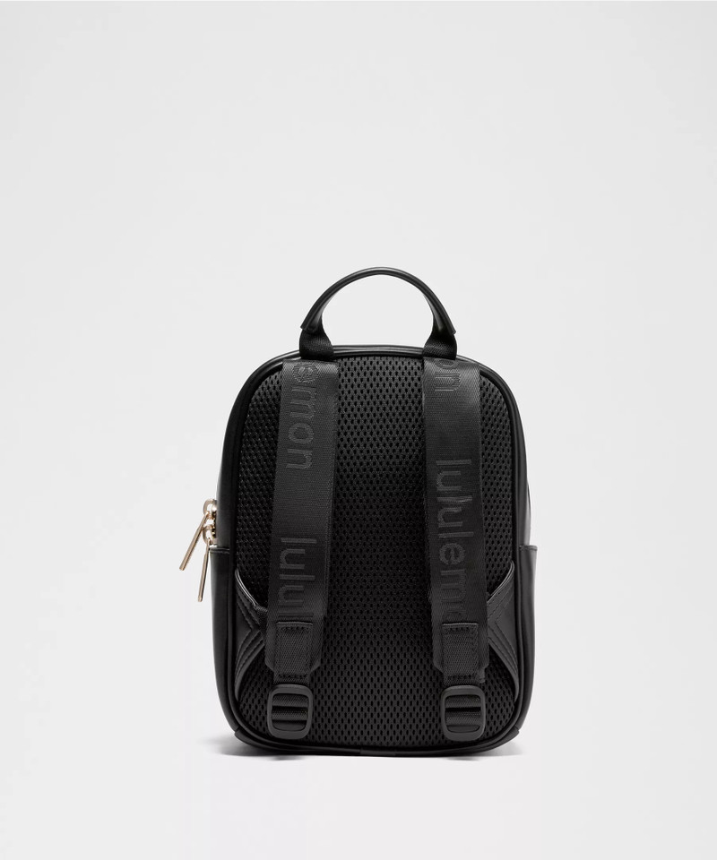 Everywhere Backpack Mini 4L *Smooth Leather Alternative 3