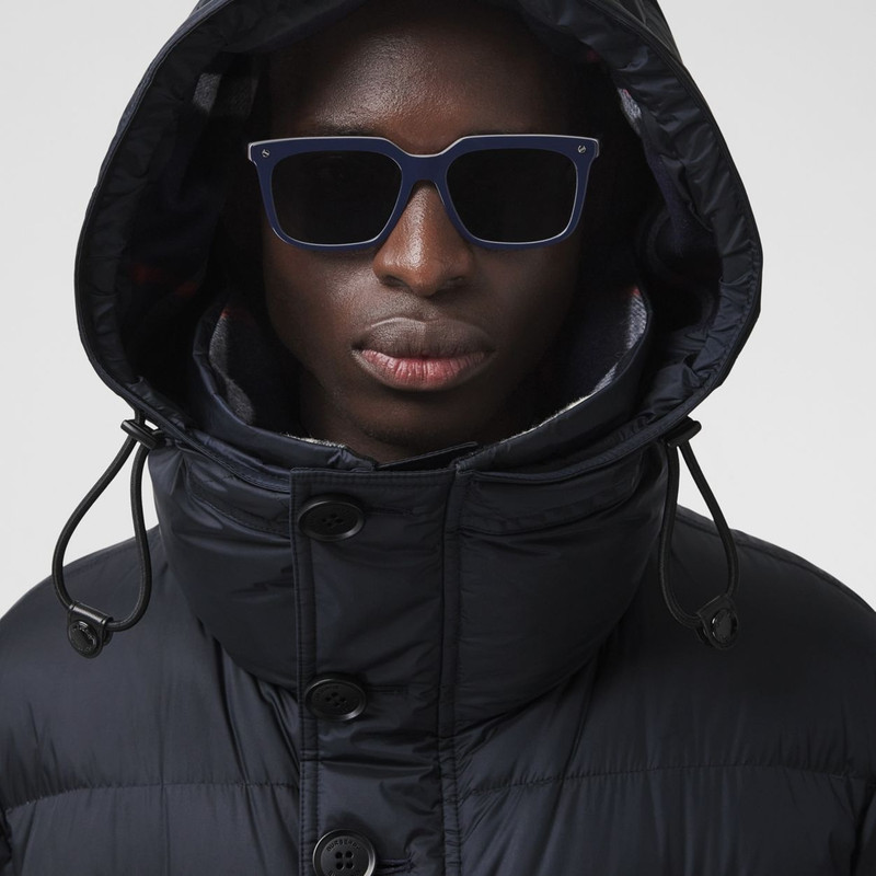 Logo Detail Hooded Puffer Coat 12