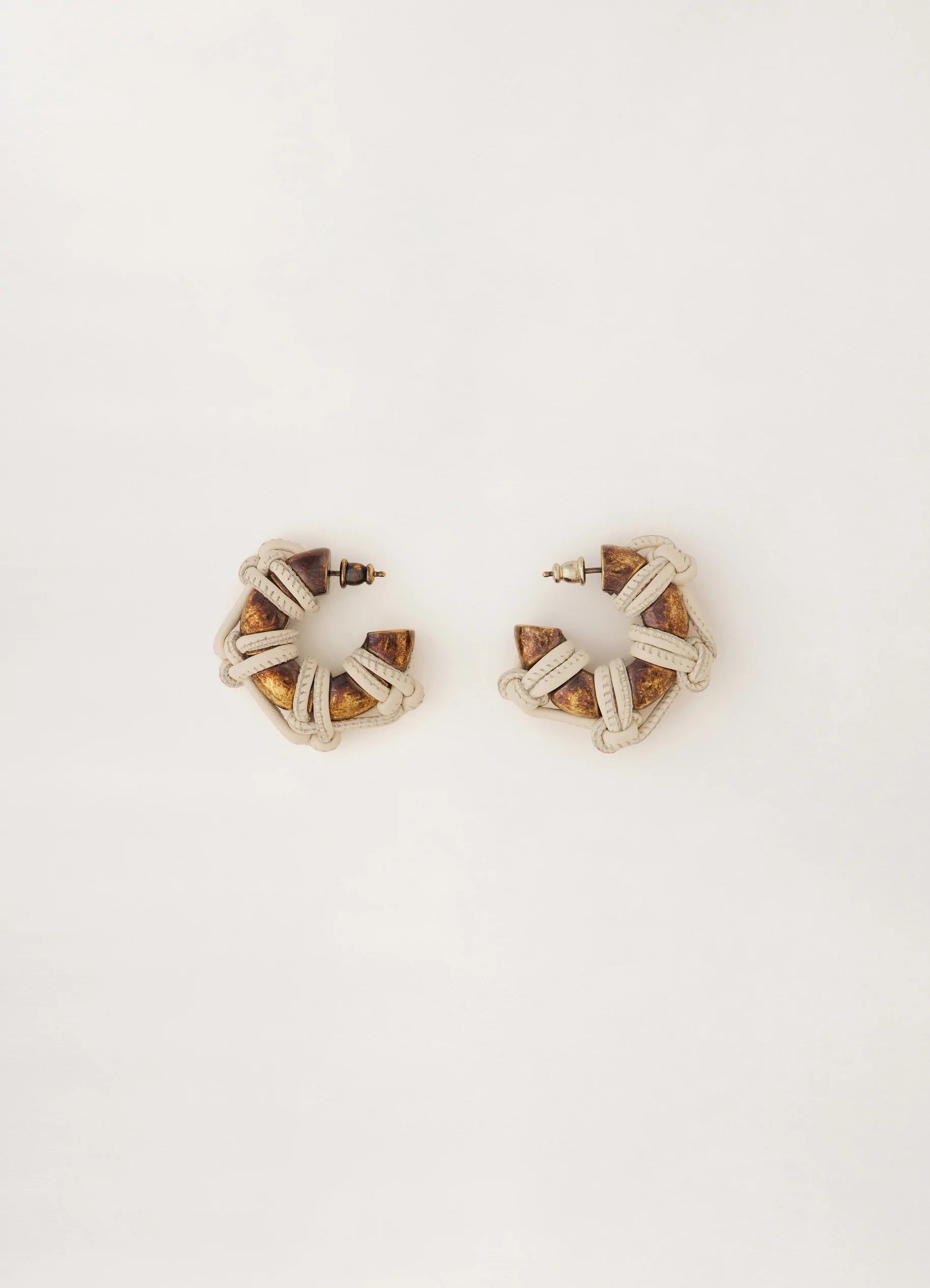 TIED UP HOOPS
BRASS - 1