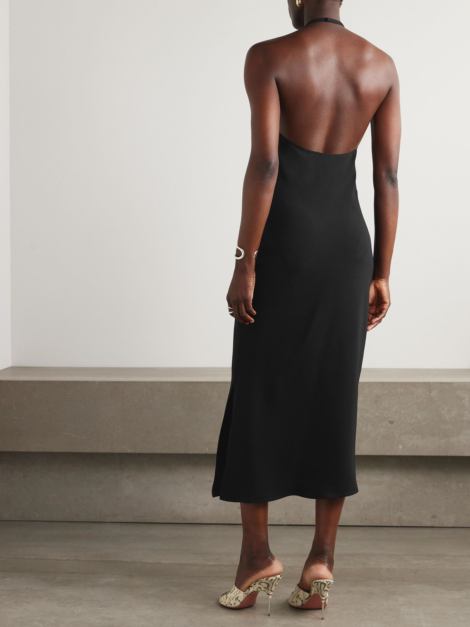Halterneck crepe midi dress Black - 3
