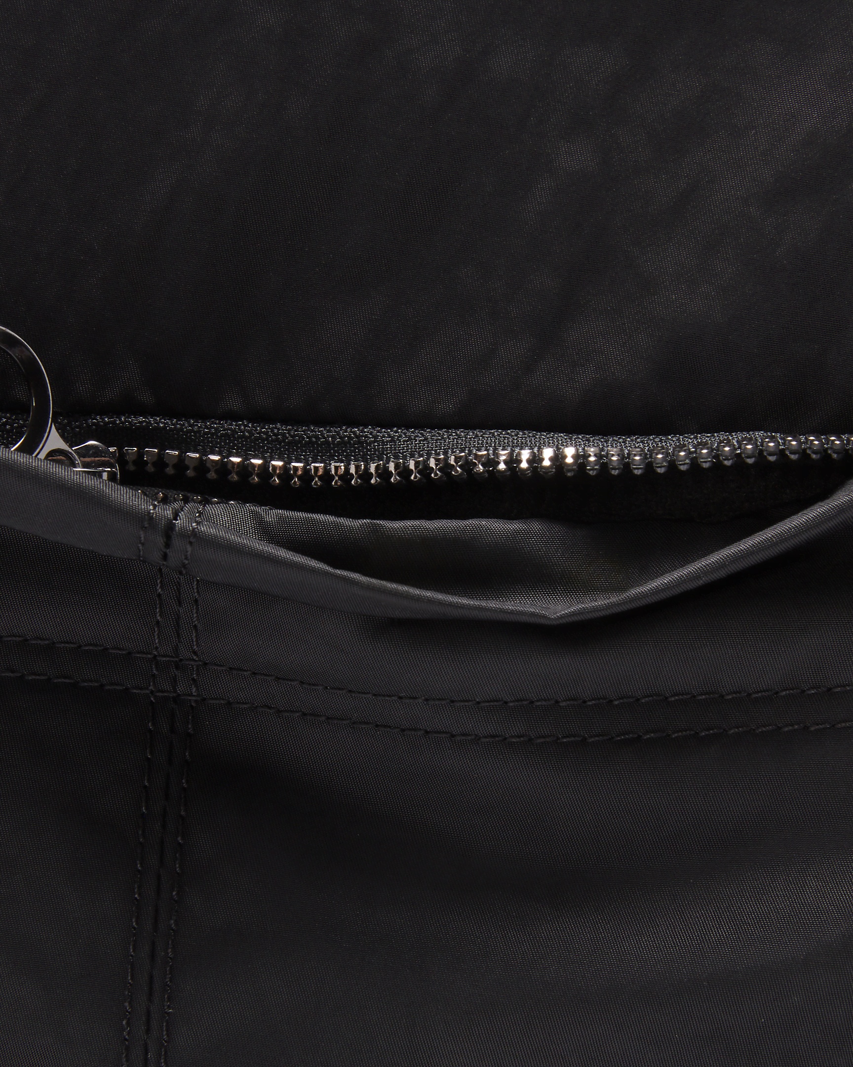 Nike Women's One Luxe Backpack (21L) - 7