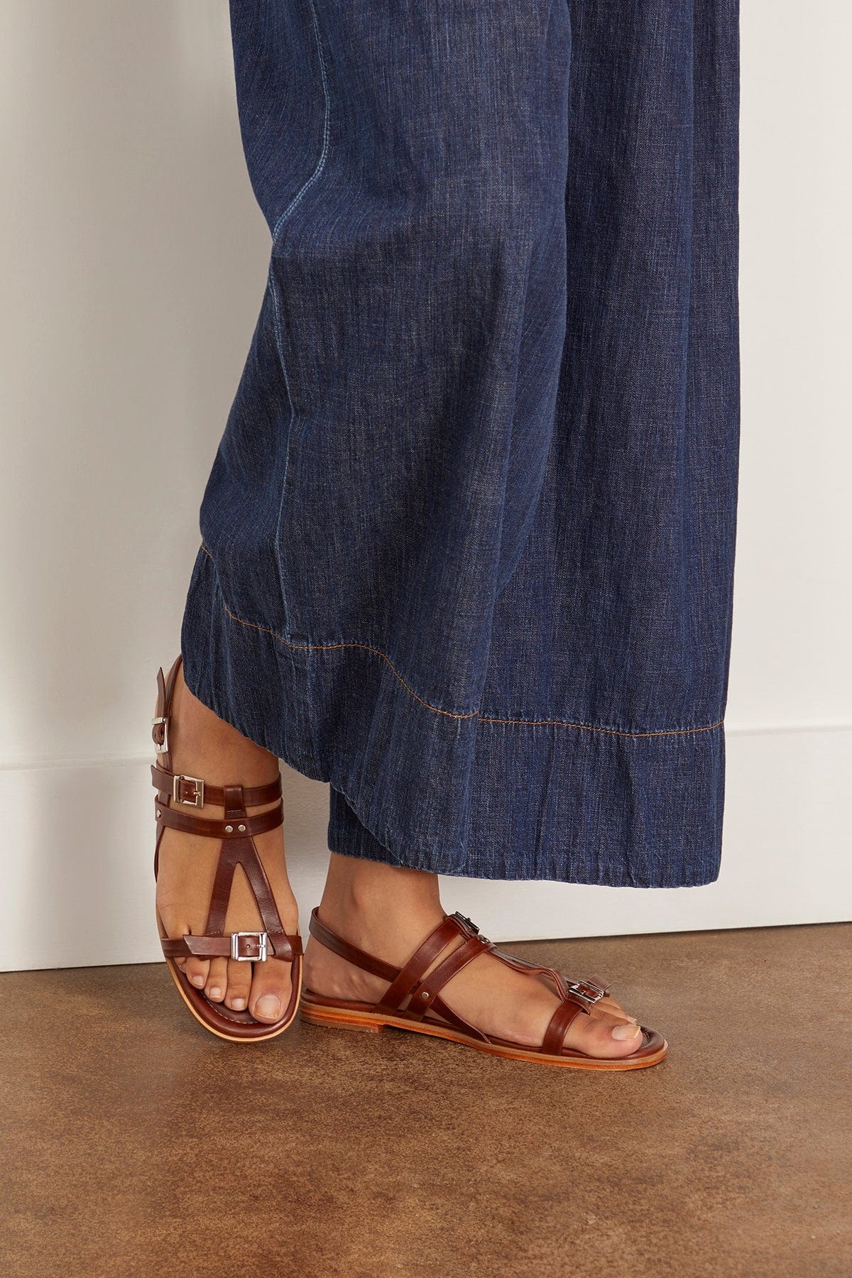 Olstead Sandal in Saddle - 2