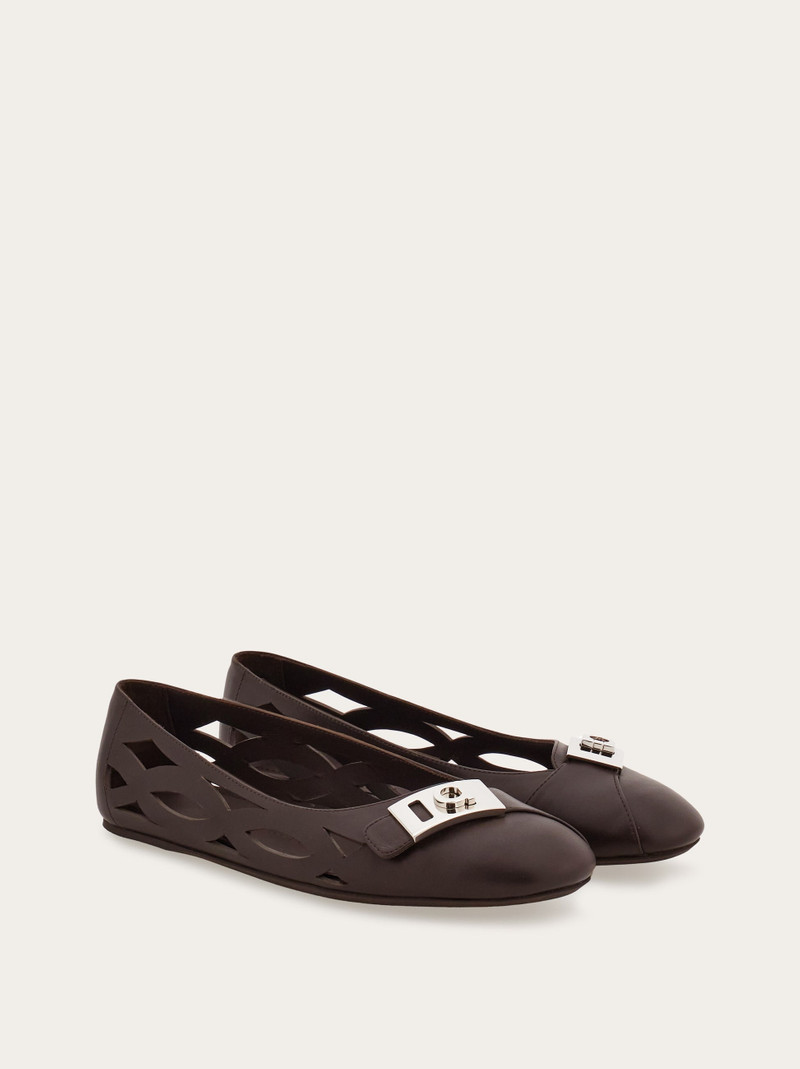 Back to Earth - Hug buckle ballet flat 5