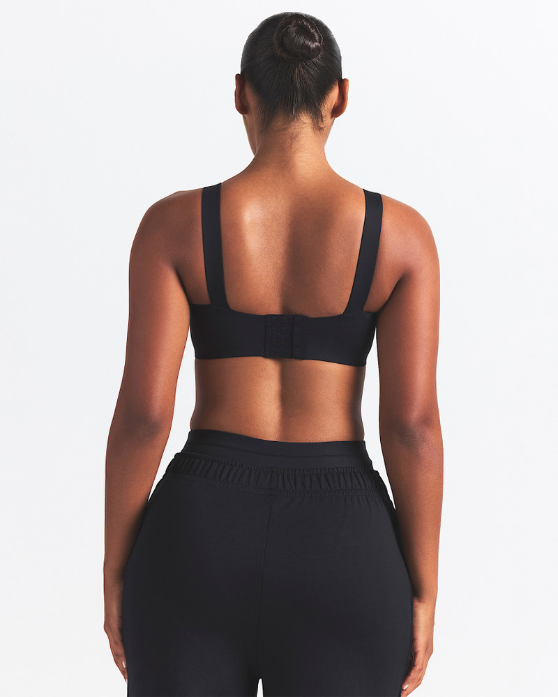 NikeSKIMS Matte Women's Cami Longline Bra 7