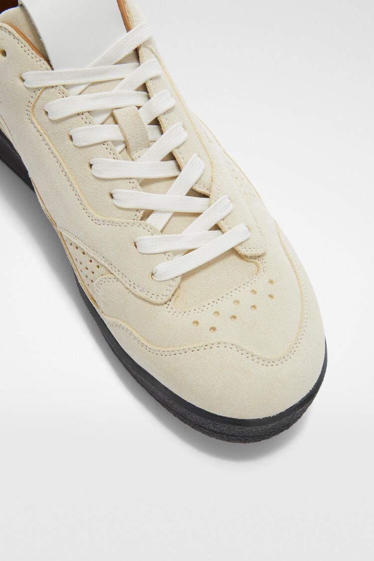 Low-Top Sneakers - 6