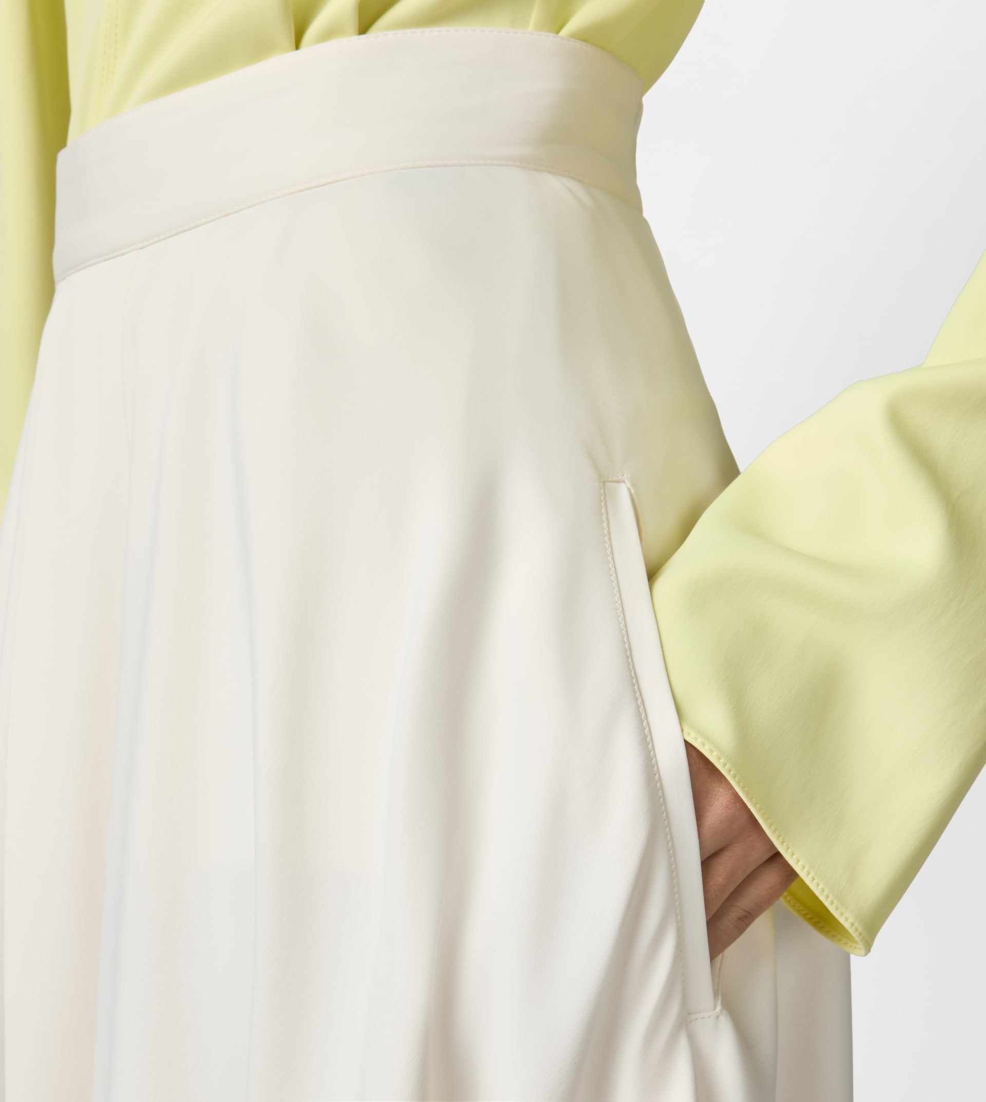 DRAPED SKIRT IN SATIN - WHITE - 5