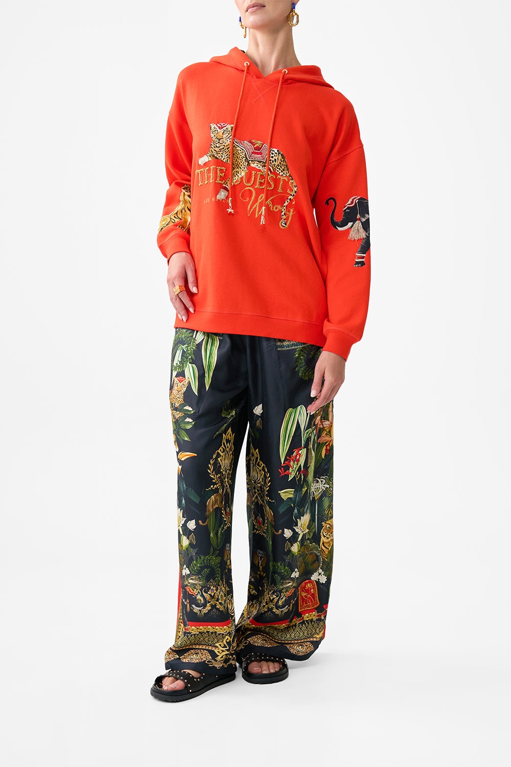 HOODIE WITH POCKETS - 4