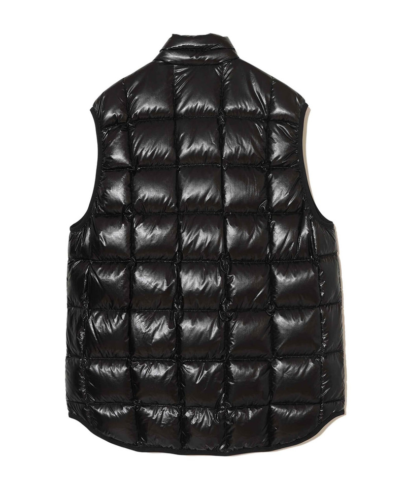 UNDERCOVER UC2E9002 outlook