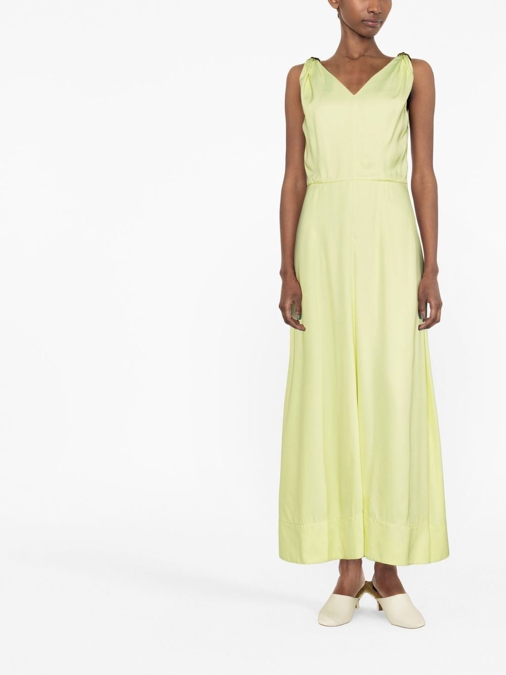 V-neck sleeveless dress - 2