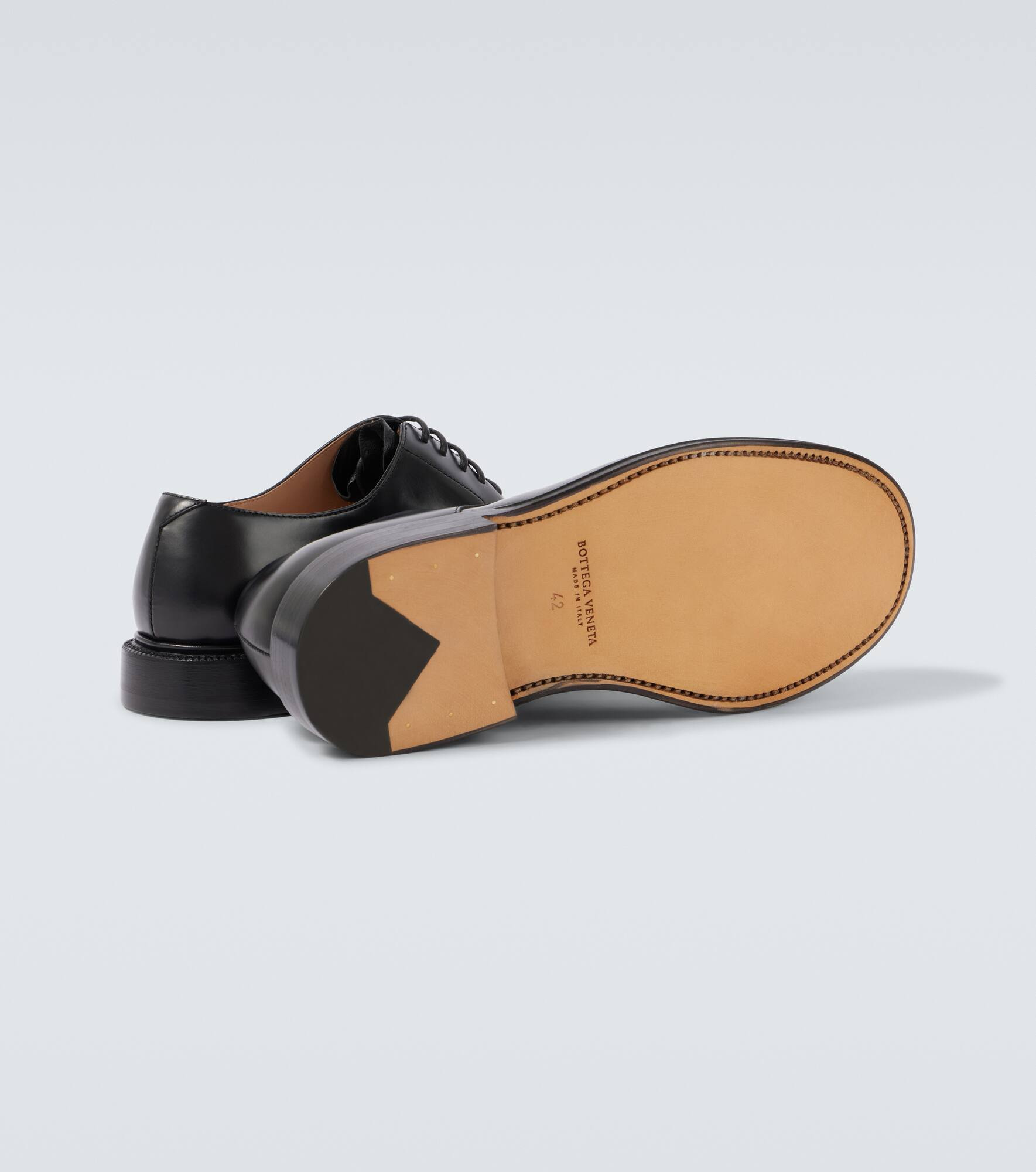 Intrecciato leather derby shoes - 7