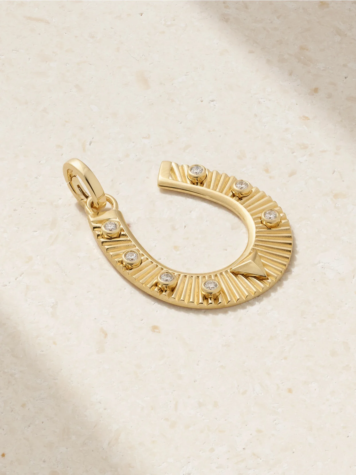 Protection Horseshoe 18-karat Gold Diamond Pendant - 1