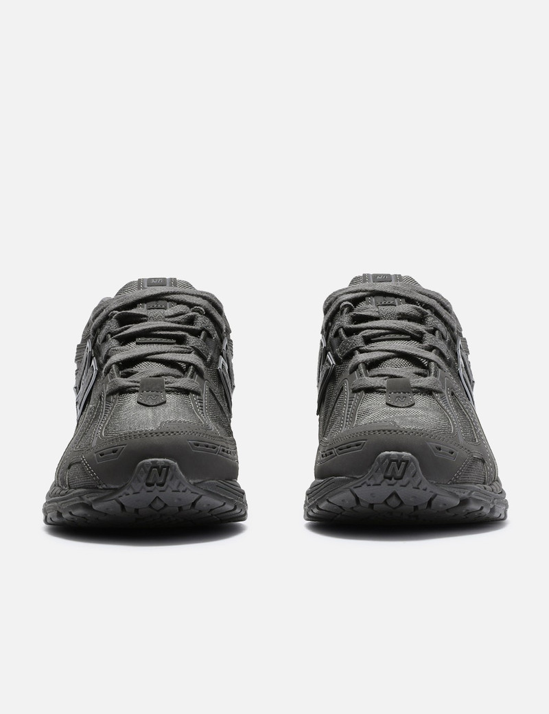 New Balance 1906년 outlook