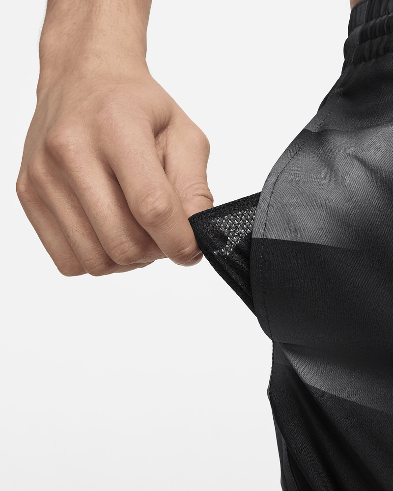 Nike Swim Men's 9" Volley Shorts 6