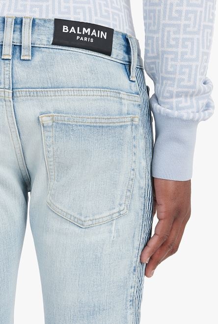 Slim cut faded and ridged light blue denim cotton jeans with Balmain monogram on hem - 6