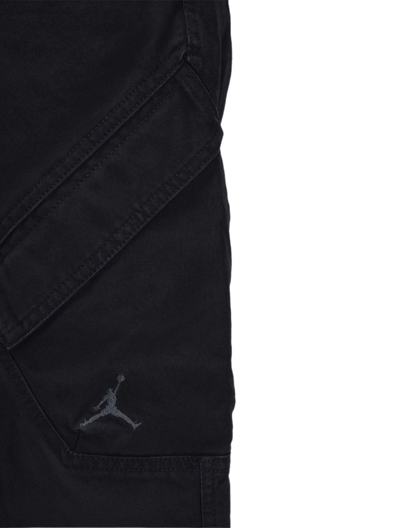Jordan Chicago "Black" trousers outlook
