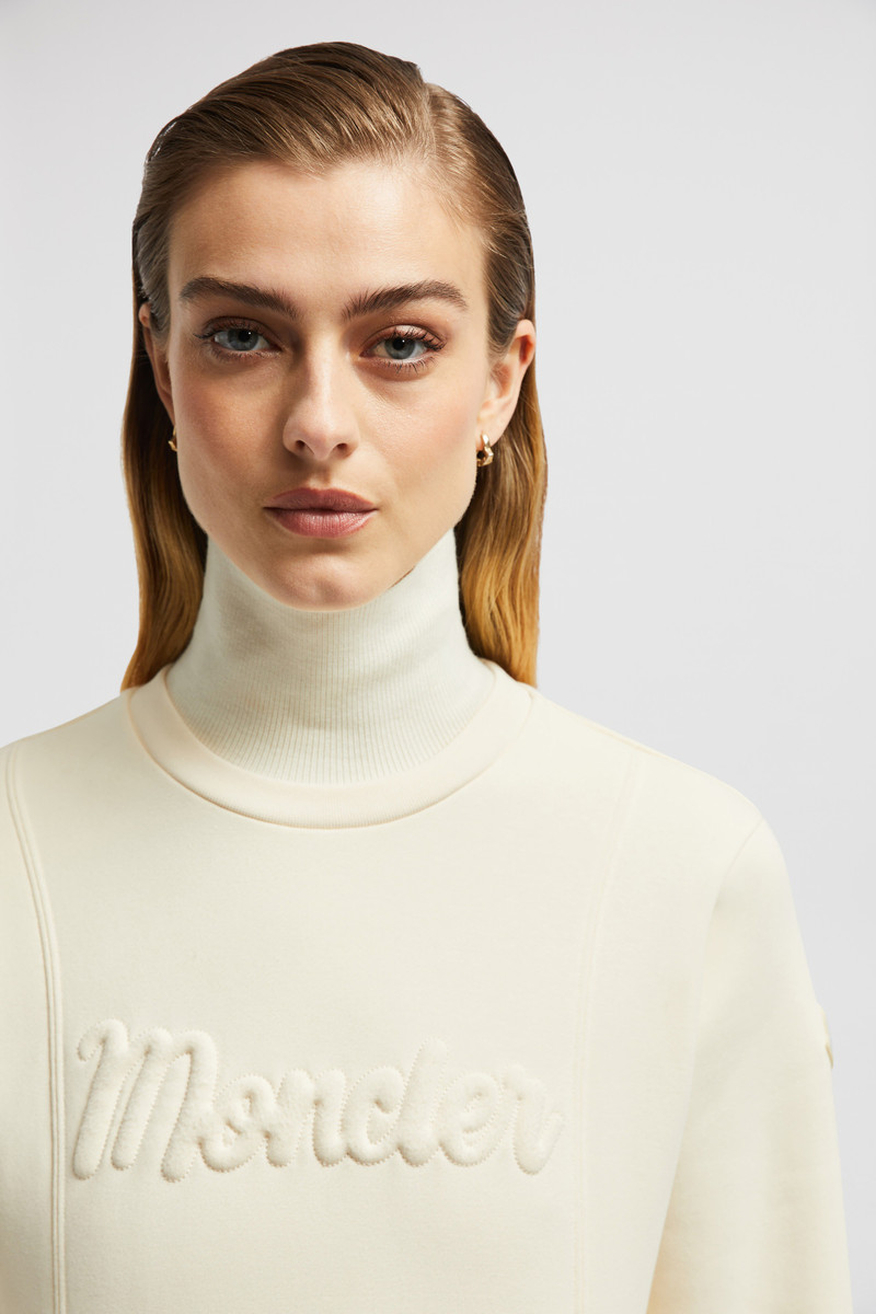 Logo Sweatshirt 4