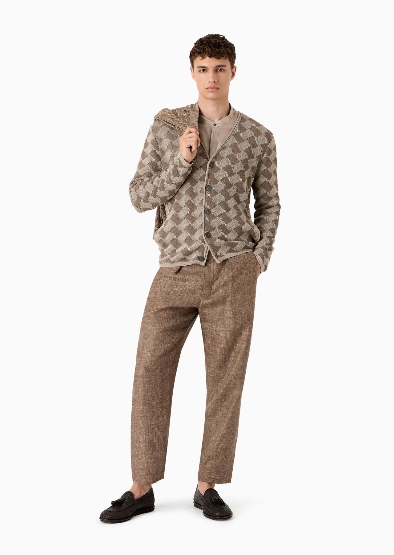 Single-breasted suede jacket with a chevron print - 4