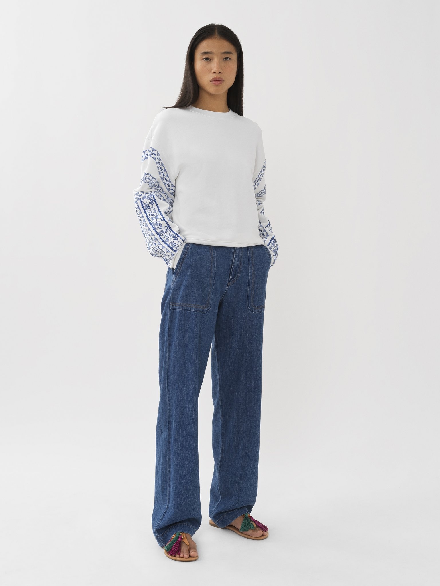 EMBROIDERED SWEATSHIRT - 3