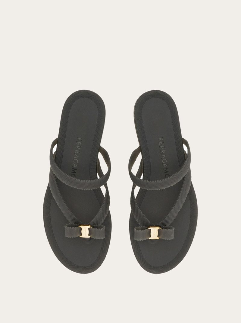 FERRAGAMO Vara bow jelly thong sandal outlook