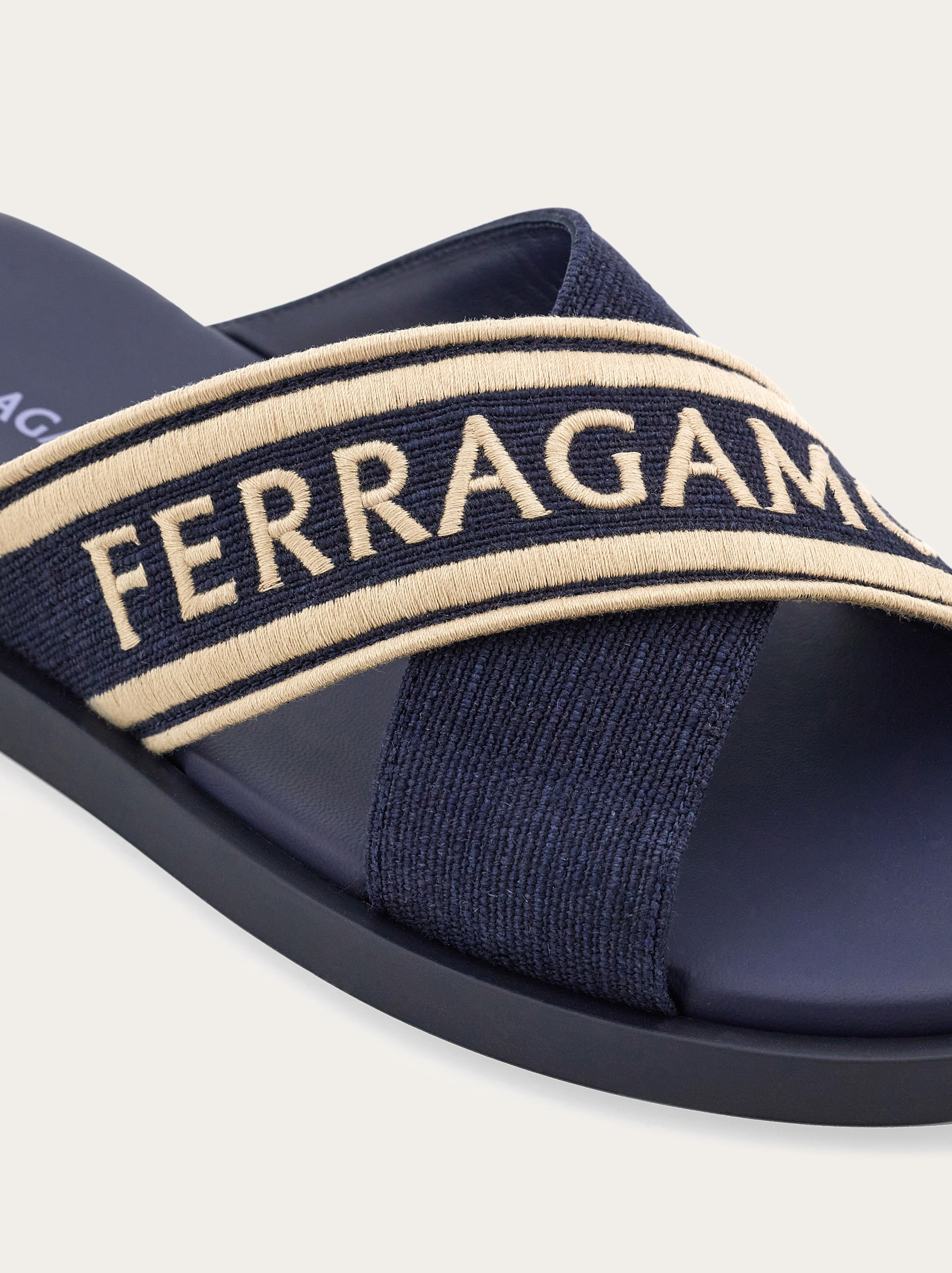 Sandal with crossover straps - 6