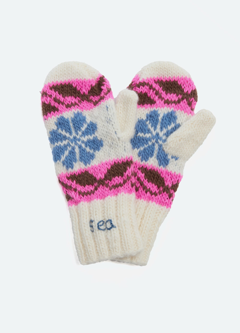 Mavis Mittens 1