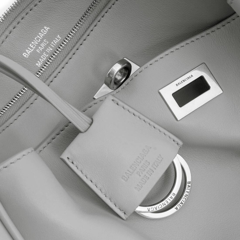 Women's Rodeo Sling Pochette in Cloud Grey 5