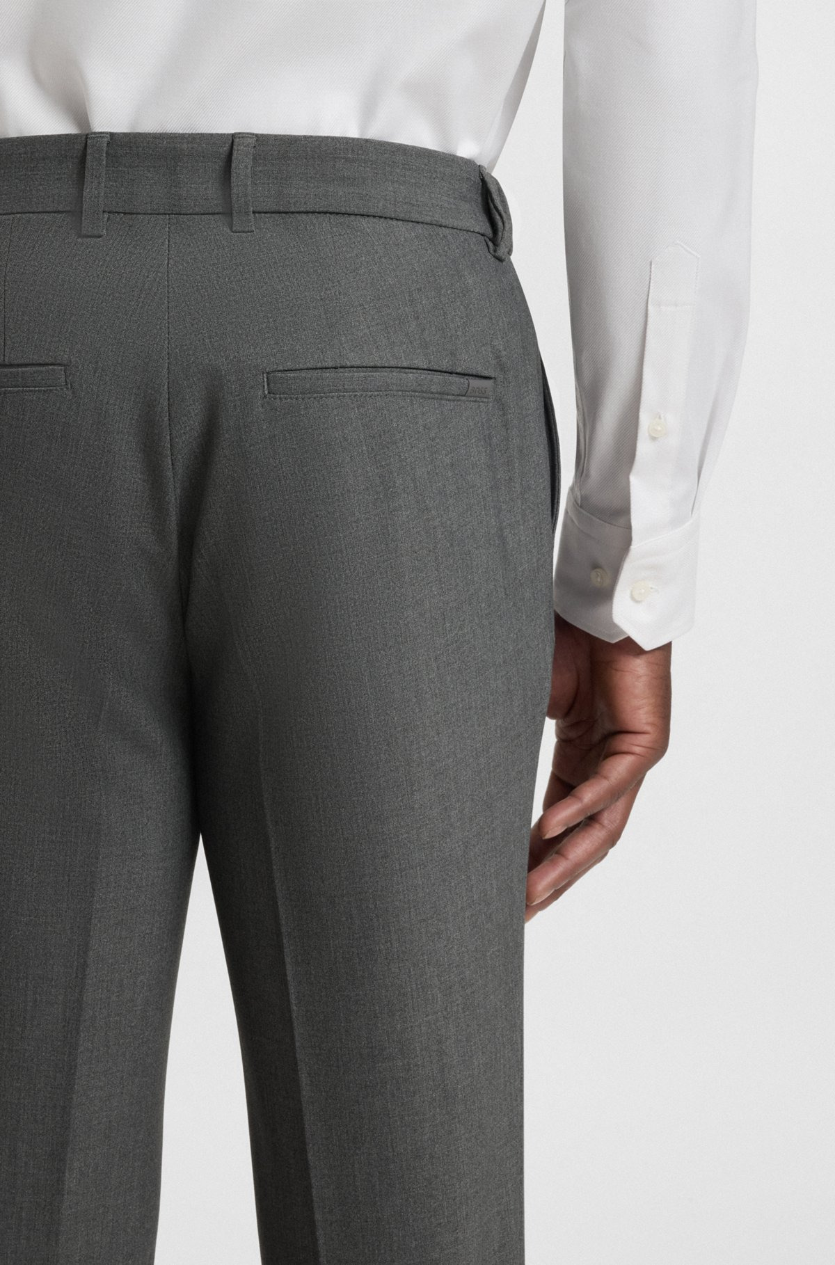 SLIM-FIT SUIT IN MICRO-PATTERNED STRETCH FABRIC - 5