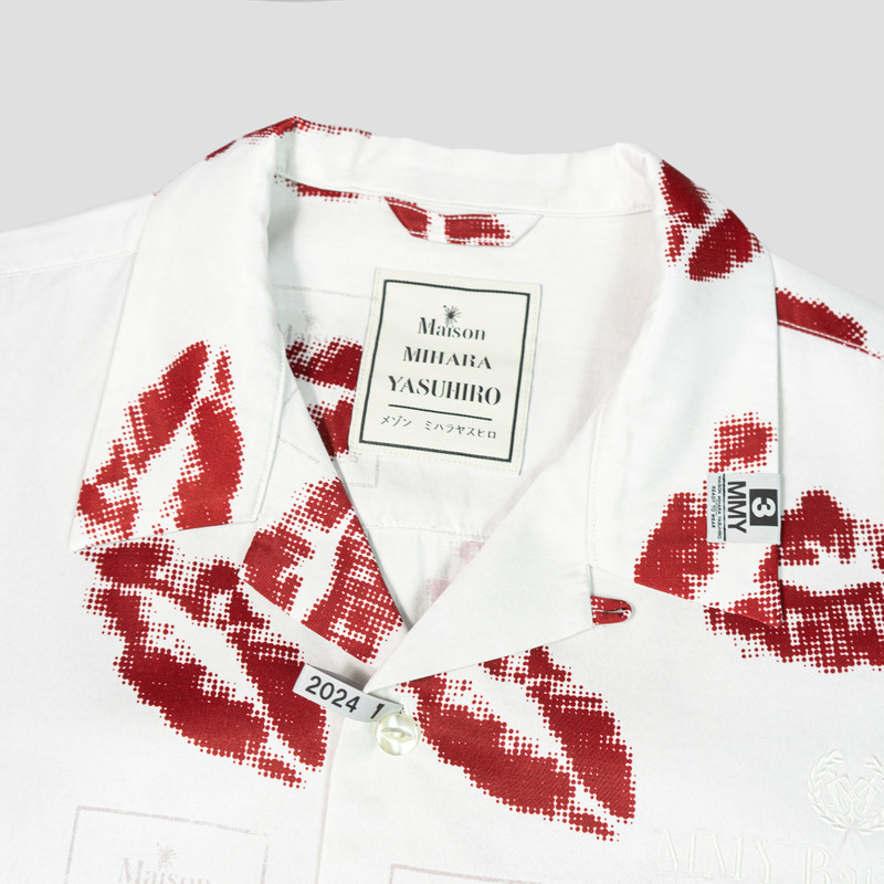 Maison MIHARAYASUHIRO KISS PRINTED S/S SHIRT outlook
