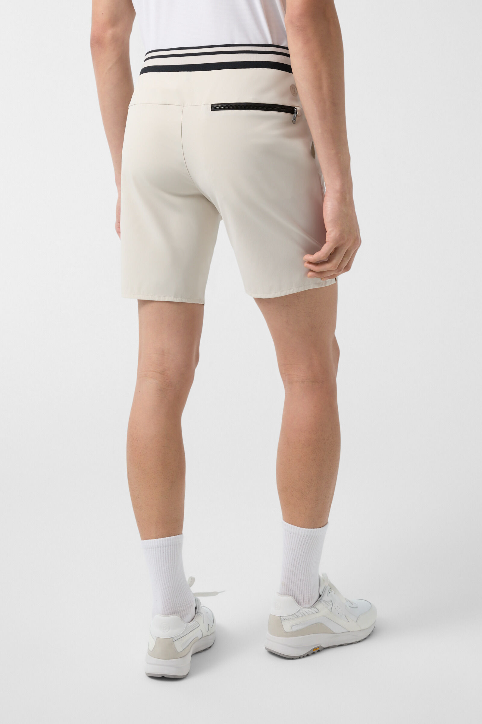 Varen functional shorts in Sand - 3