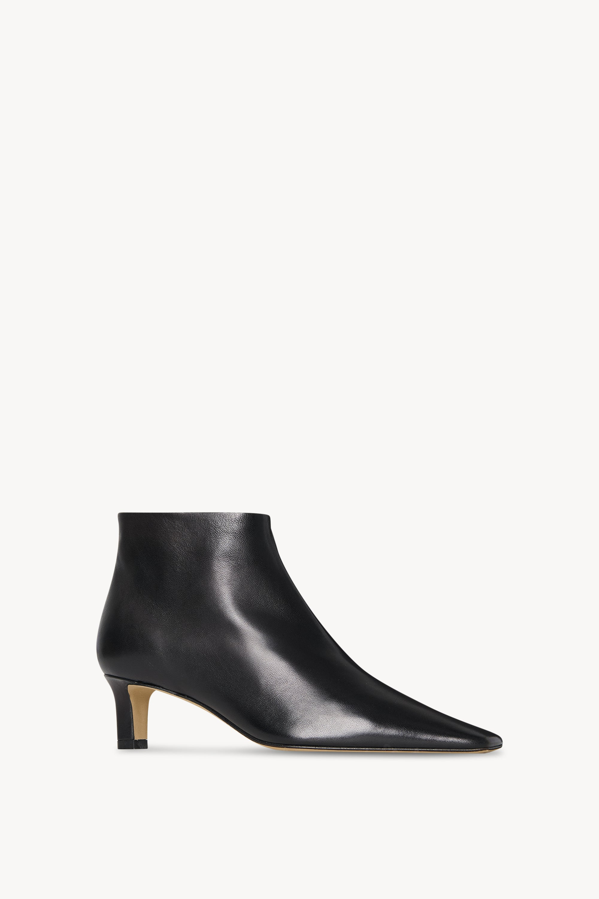 Carla Boot 45 in Leather - 2