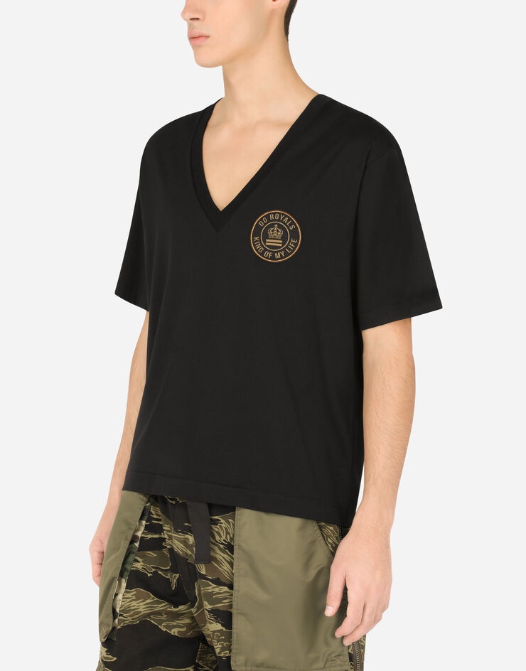 Cotton V-neck T-shirt with patch - 4