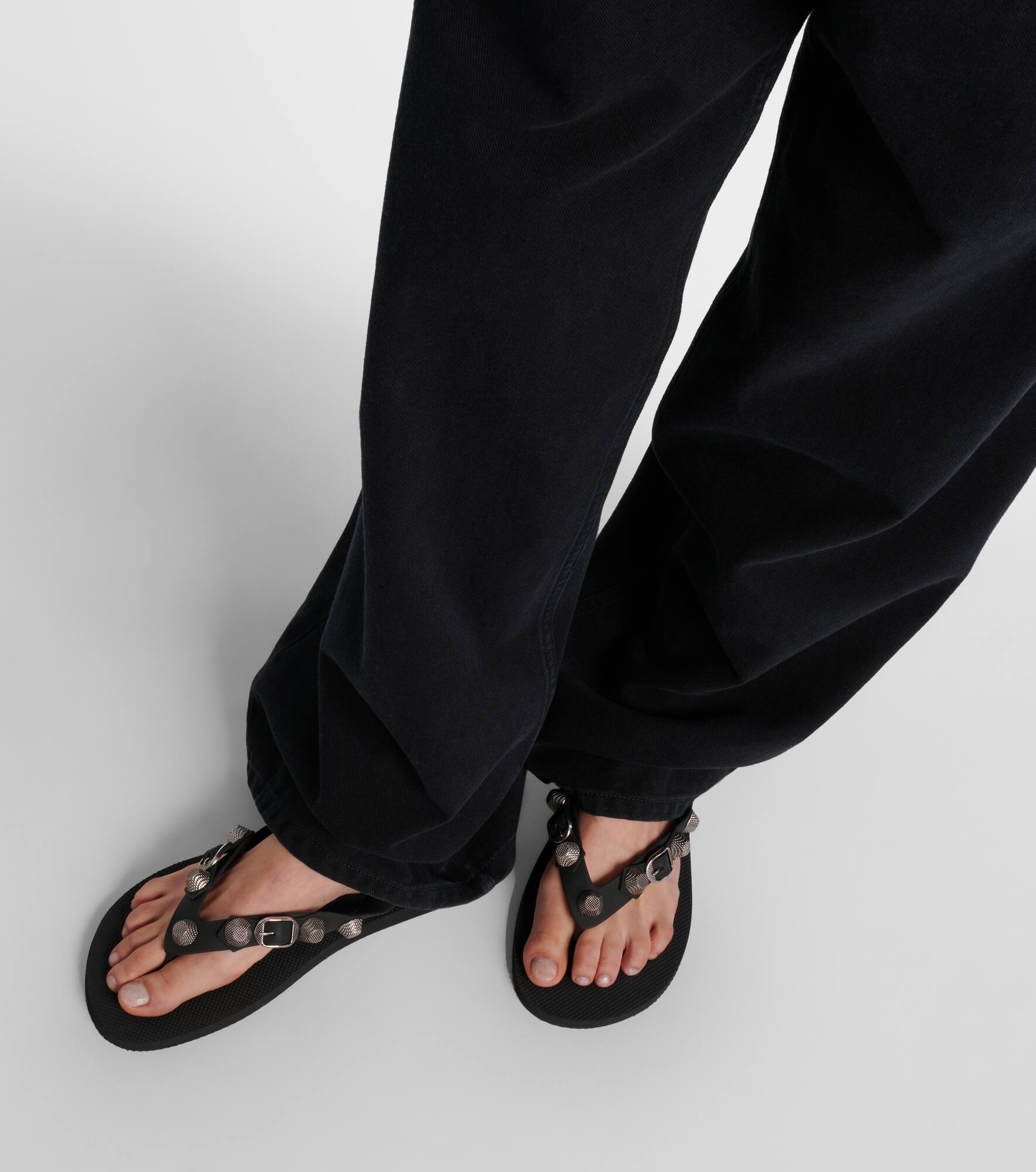 Cagole embellished thong sandals - 7