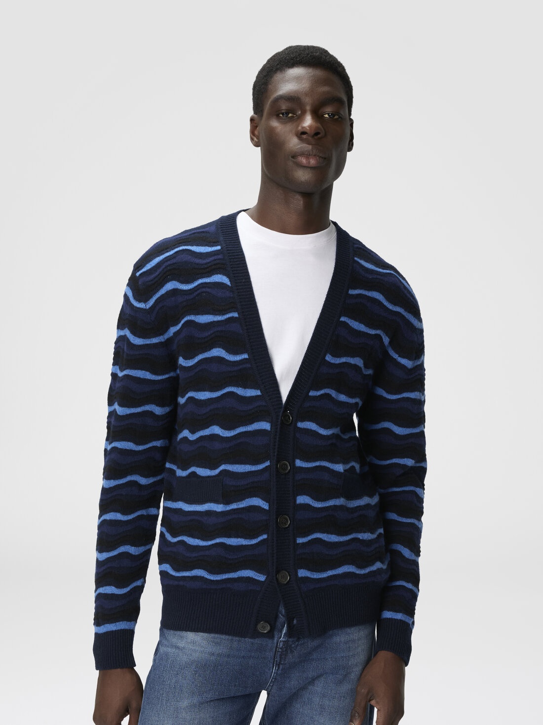 Cardigan in Pure Wool with Wave Stitch - 4