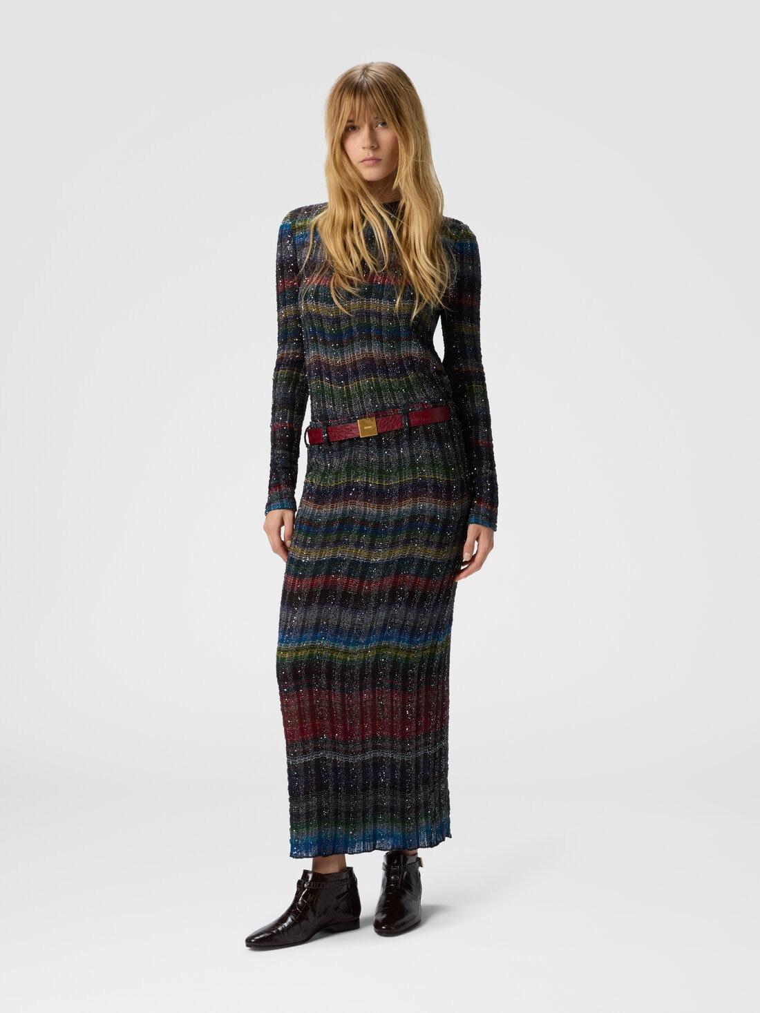 Long pencil skirt with wave pattern - 2