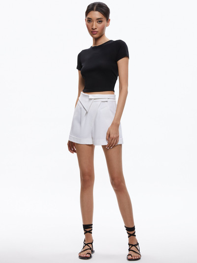 Alice + Olivia CHAD ASYMMETRIC CUFFED CARGO SHORT outlook